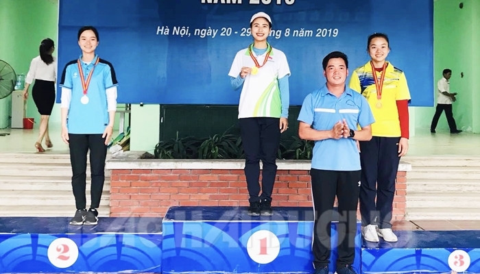 Cung thủ Lê Phương Thảo giành huy chương vàng duy nhất cho đội tuyển bắn cung tỉnh