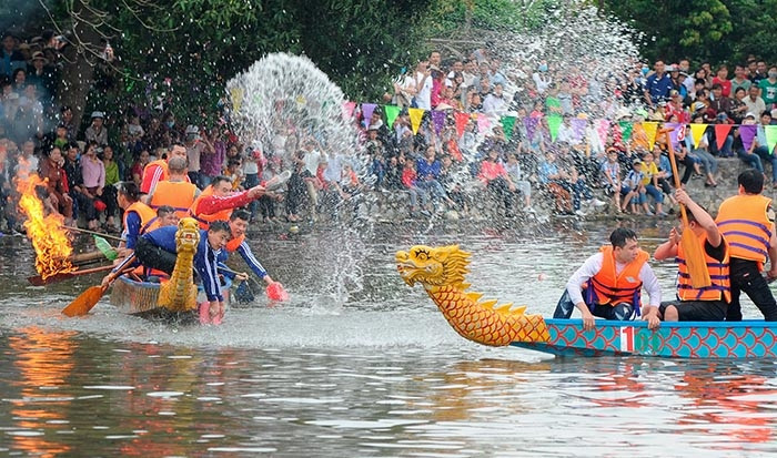 Trò chơi dân gian ở lễ hội chùa Bạch Hào BaoHaiDuong