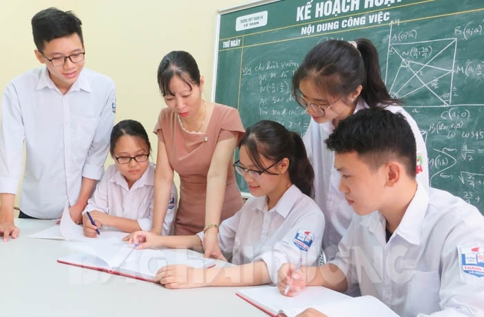 Kết nạp học sinh vào Đảng: Cách làm hay ở Trường THPT Thanh Hà - BaoHaiDuong