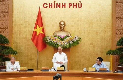 Thủ tướng Nguyễn Xuân Phúc: Mục tiêu kép đạt kết quả tốt - Ảnh 1.