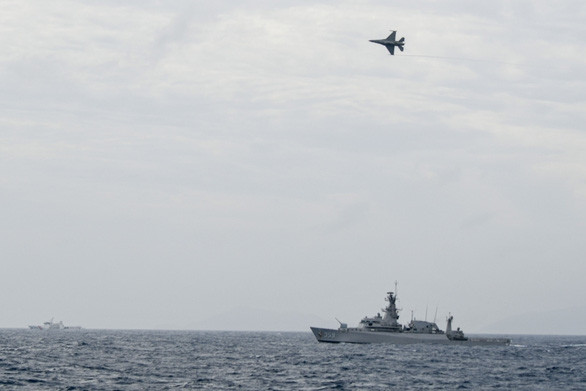 Indonesia điều thêm tàu chiến, máy bay ra biển vì tàu Trung Quốc đến gần - Ảnh 1.
