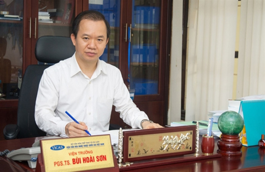 Ông Bùi Hoài Sơn - Ủy viên thường trực Ủy ban Văn hóa, Giáo dục của Quốc hội