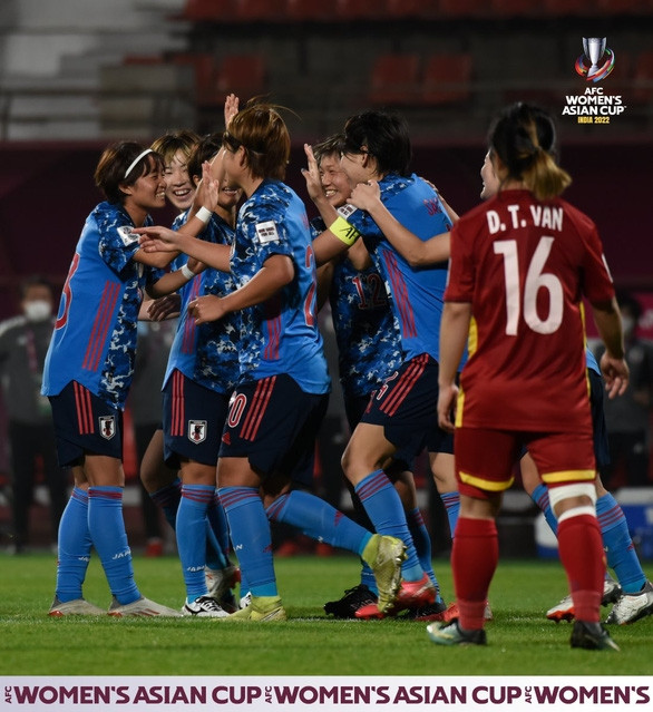 Thua Nhật Bản 0-3, tuyển nữ Việt Nam vẫn sáng cửa đi tiếp - Ảnh 1.