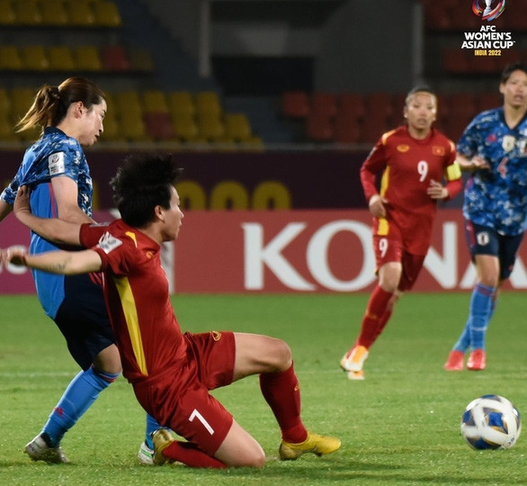 Thua Nhật Bản 0-3, tuyển nữ Việt Nam vẫn sáng cửa đi tiếp - Ảnh 2.
