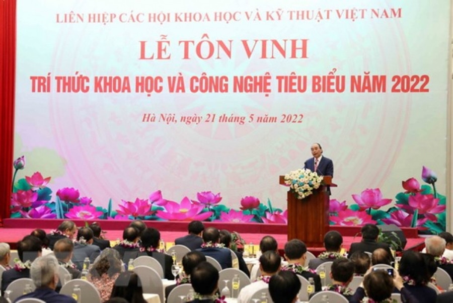 Chủ tịch nước Nguyễn Xuân Phúc phát biểu tại buổi lễ. (Ảnh: An Đăng/ TTXVN)
